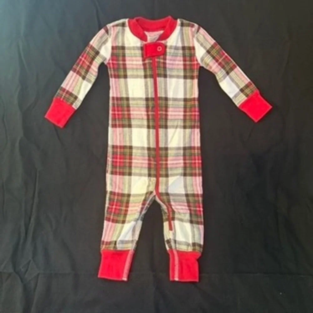 Hanna Andersson Holiday Plaid Full Zip One Piece Christmas Pajamas 70 6-12 month